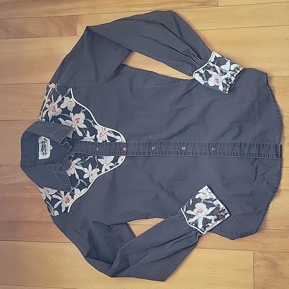 VTG Anna Zapp cowgirl shirt size small lily flower pattern